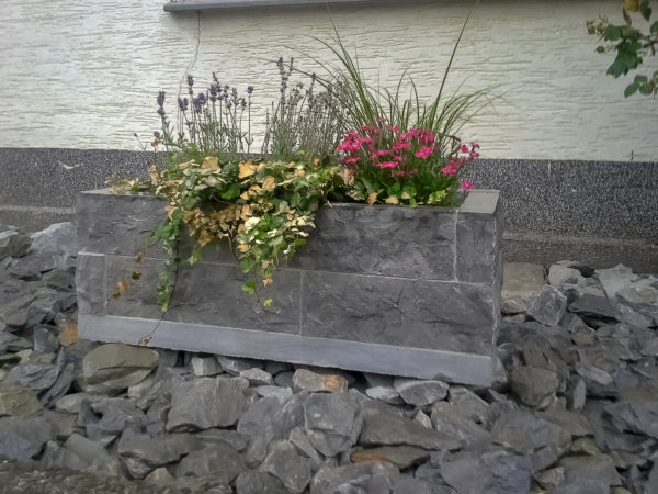 Blumenkübel